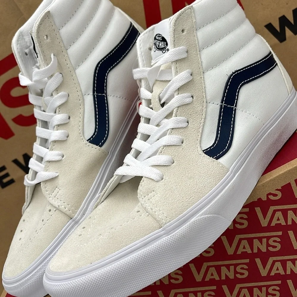 Vans Men’s Sk8-Hi (Classic Sport) Dress Blue
VN0A32QG9YG
White High-Top Sneakers - Picture 6 of 16